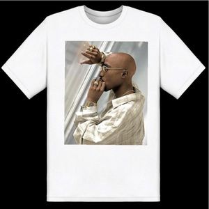 Tupac graphic tee!!!